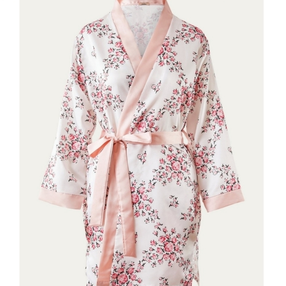 Morgan lane robe